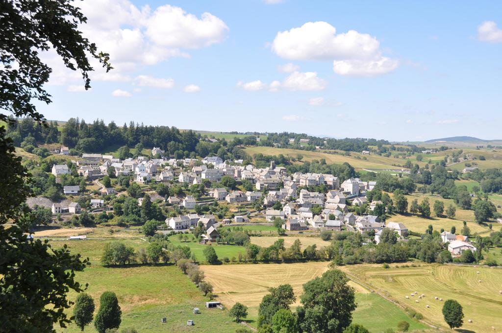 Domaine De L'ours / Camping Saint-Urcize